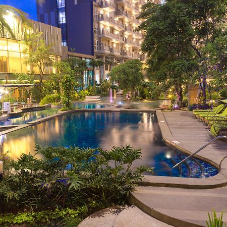 Holiday Inn Cikarang Jababeka By Ihg Esterno foto