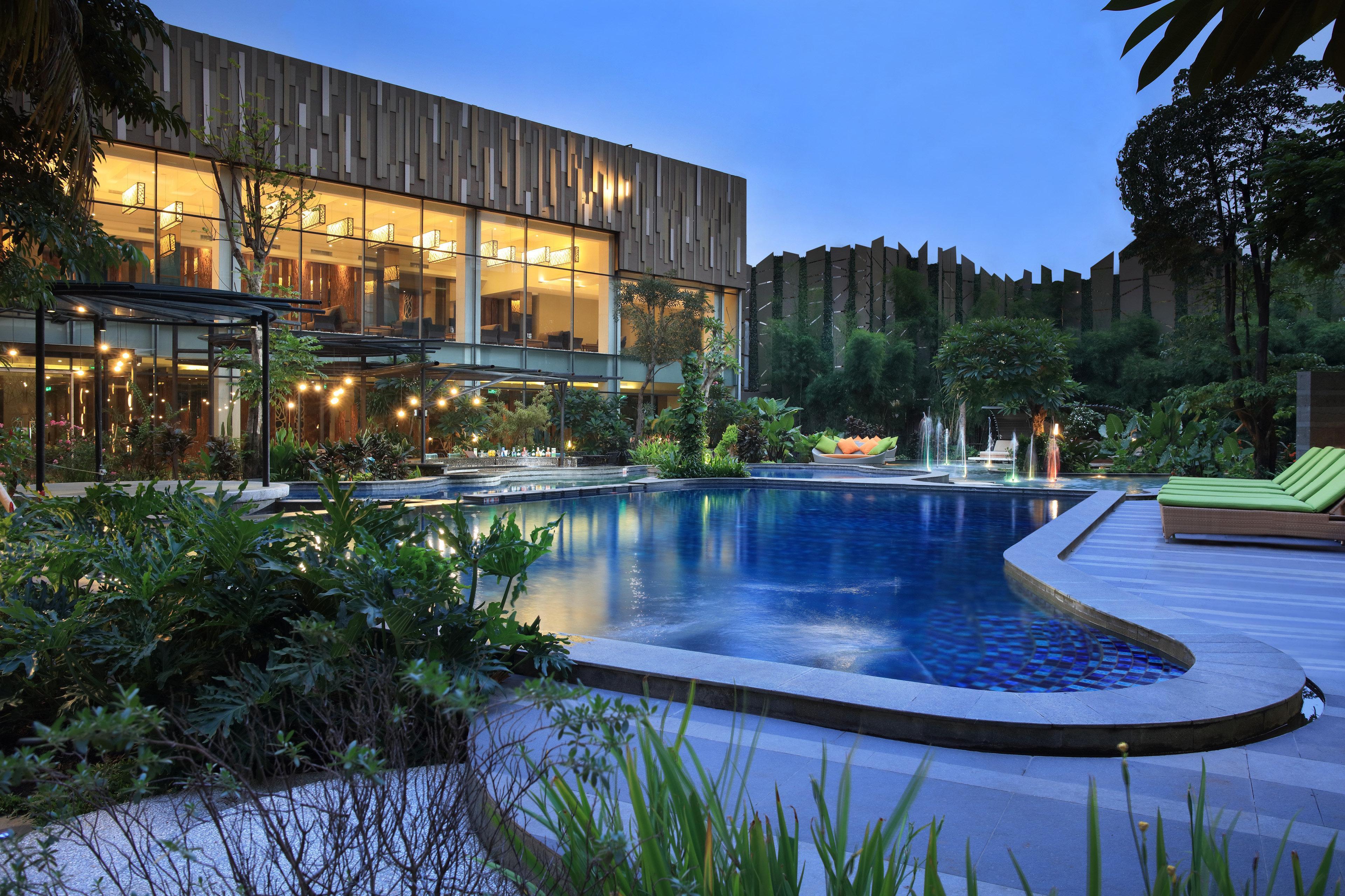 Holiday Inn Cikarang Jababeka By Ihg Esterno foto