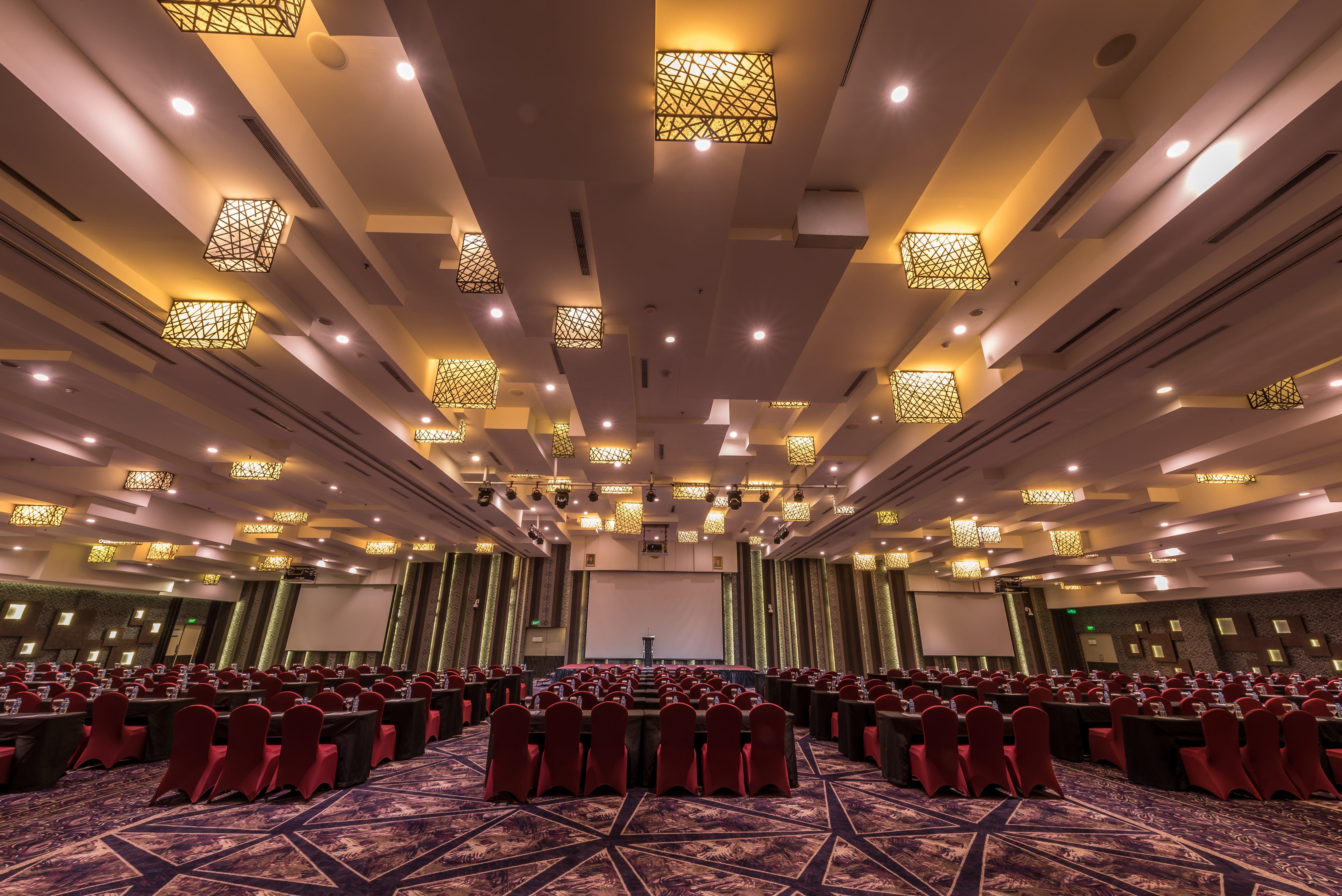 Holiday Inn Cikarang Jababeka By Ihg Esterno foto