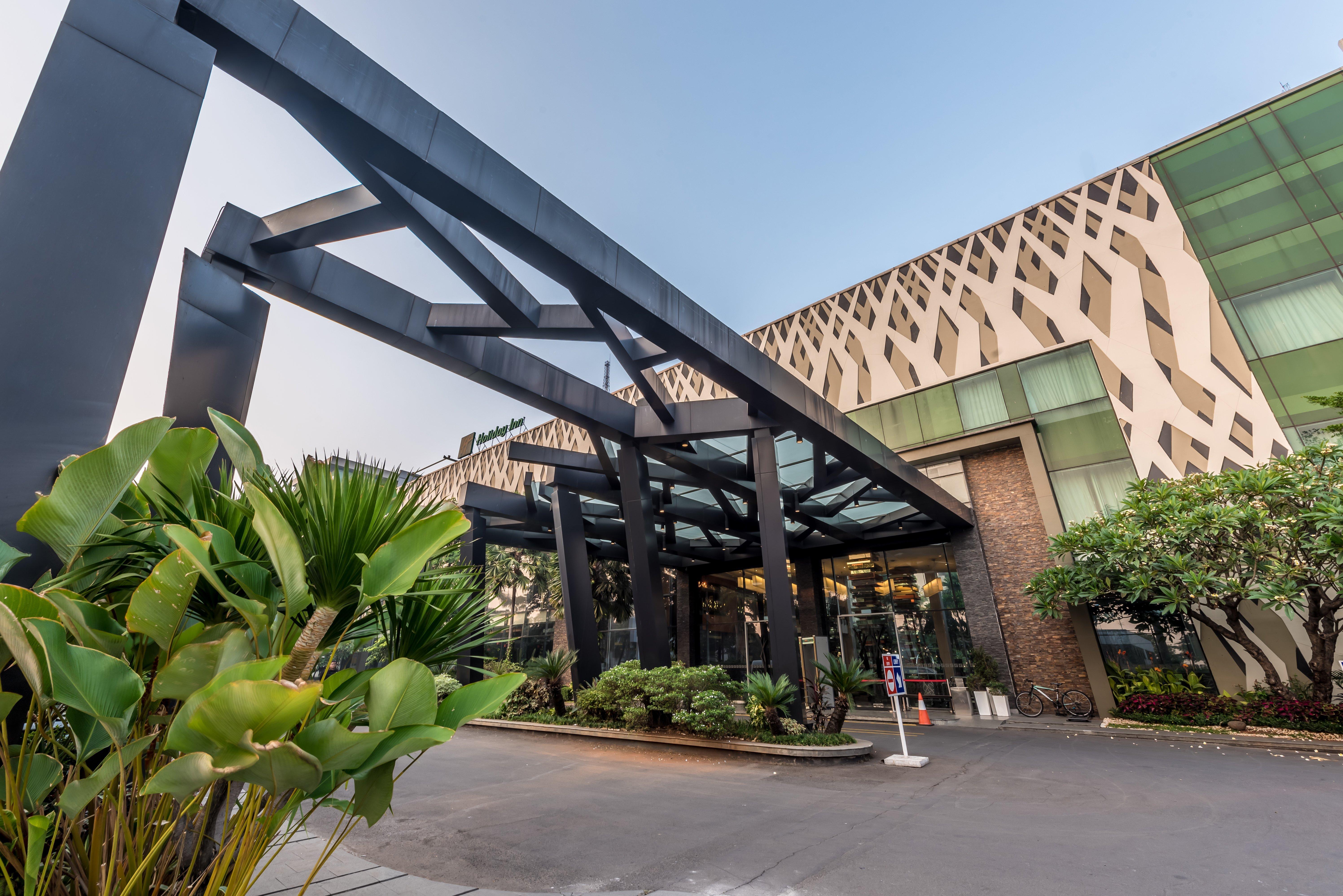 Holiday Inn Cikarang Jababeka By Ihg Esterno foto
